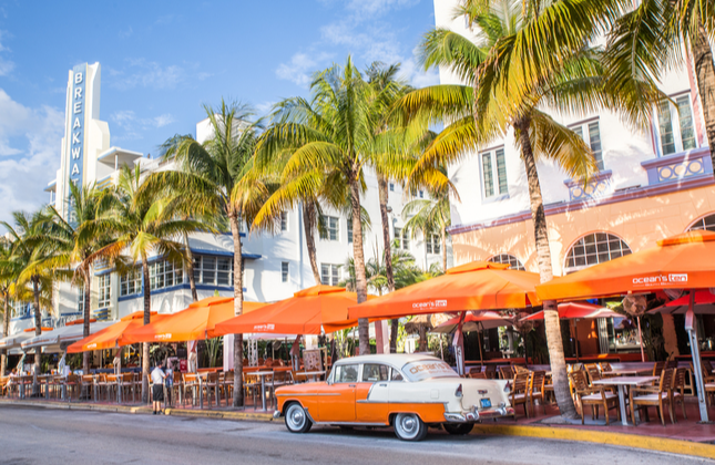 Scopri di più sull'articolo Il panorama culinario di Miami: 14 ristoranti imperdibili che stanno plasmando la scena nell’agosto 2024 (Eater)
