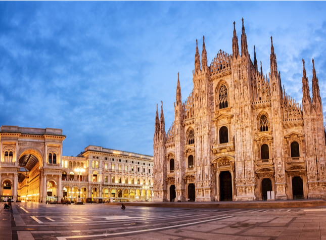 Read more about the article Skyrocketing Demand: Luxury Real Estate Surges 9% as Global Buyers Flock In